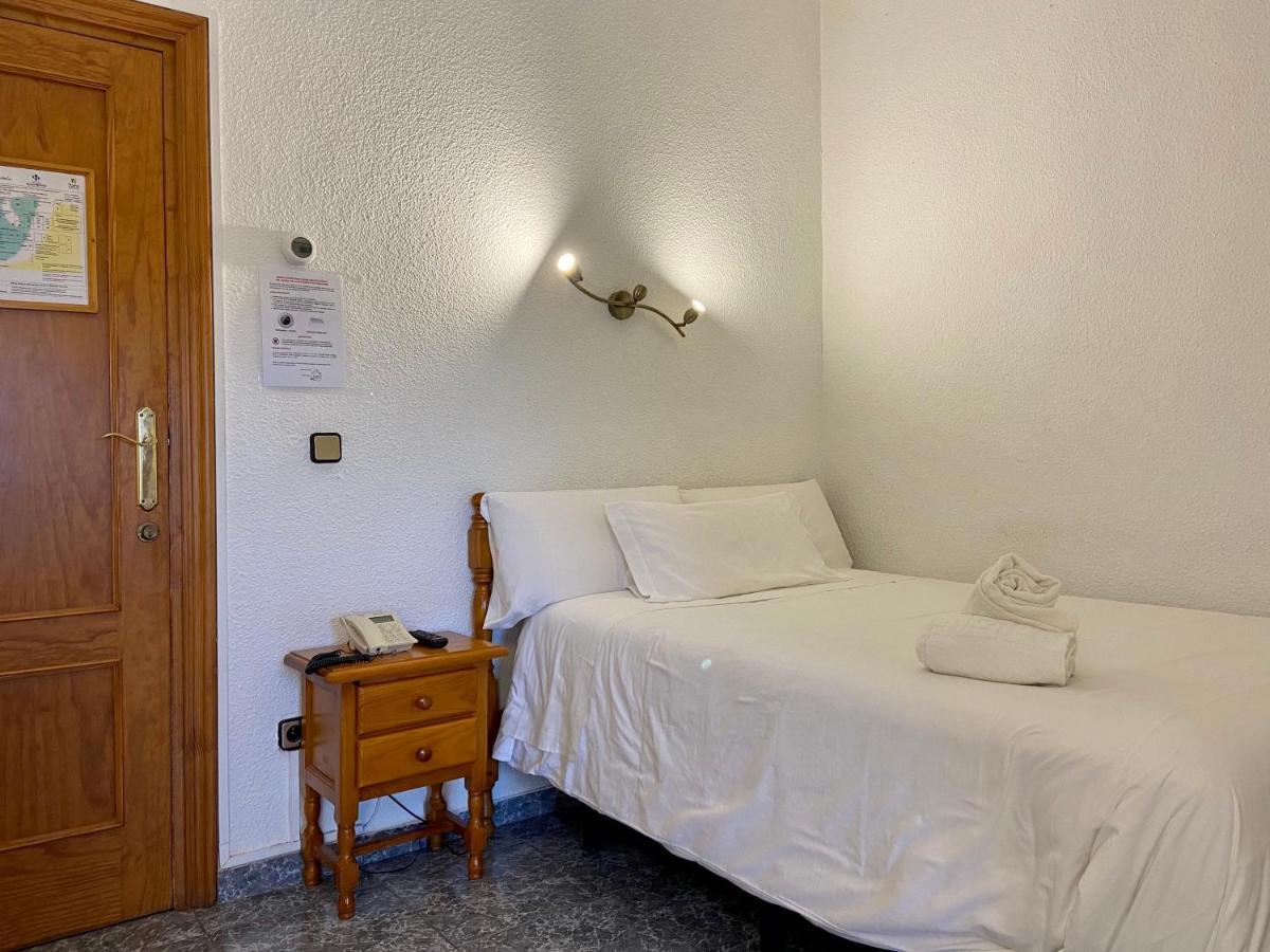 El Meson De Despenaperros Hotel Santa Elena Kültér fotó